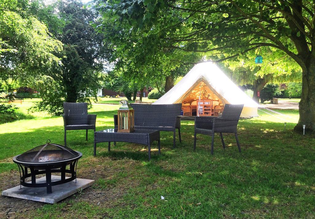 Oxford Riverside Glamping Buitenkant foto