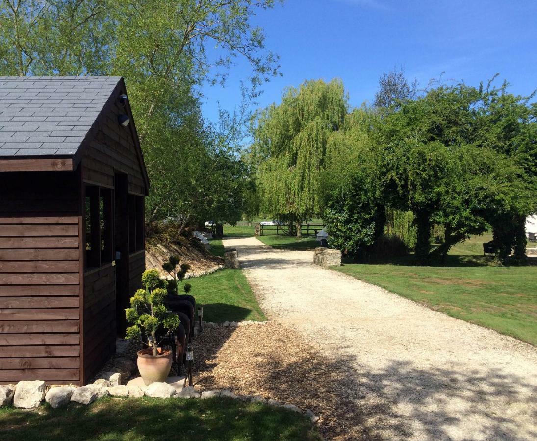 Oxford Riverside Glamping Buitenkant foto